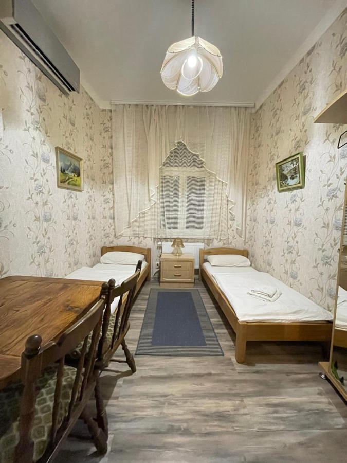 Miniapartamentskv Karlsbad Buitenkant foto